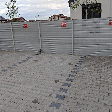 Alina'S Deluxe Apartment And Free Private Parking Dumbravita (Timis) Exterior foto