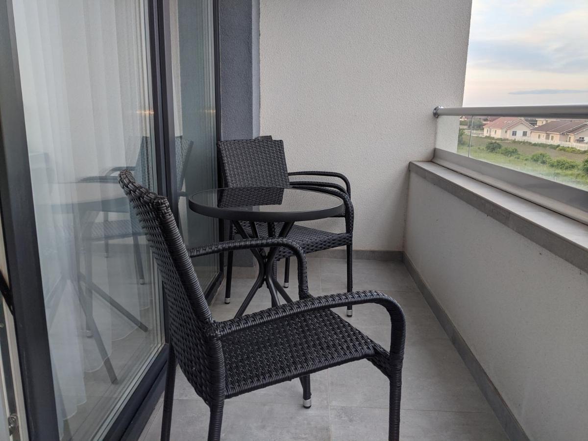 Alina'S Deluxe Apartment And Free Private Parking Dumbravita (Timis) Exterior foto